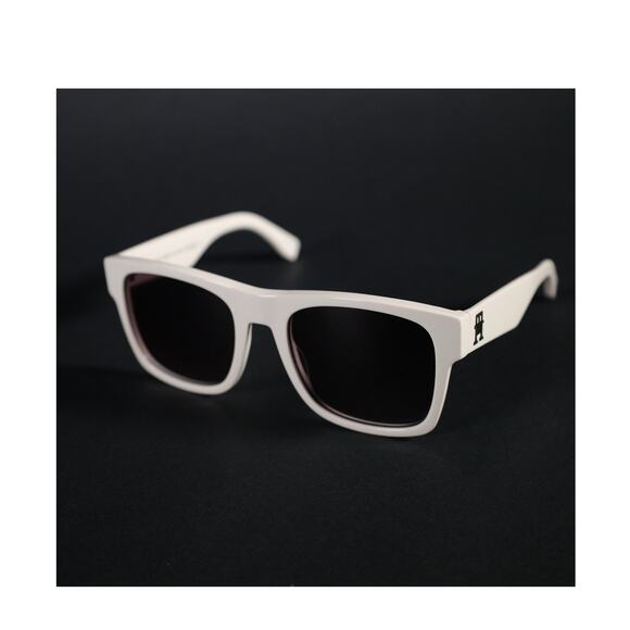 Tommy Hilfiger Square Sunglasses - Ivory White / Grey Gradient - NWT main image 5